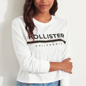 Hollister white graphic long sleeve boyfriend tee crop top M